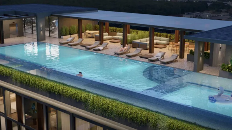 Essence, pool