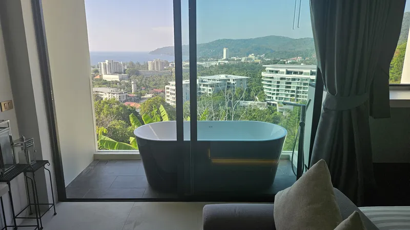 Utopia Karon, image 4