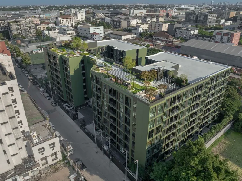 Apartment 1-bedroom 30 sqm in Nue Z Square (Srinakarin) · aerial view