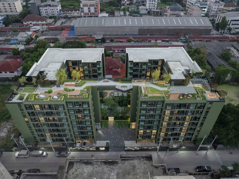 Nue Z Square · Srinakarin · studio · 23 m²
