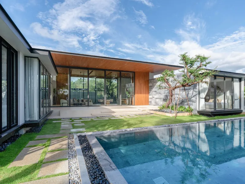 Villa 4-bedroom 420 sqm in Botanica Foresta 2 (Layan) · exterior