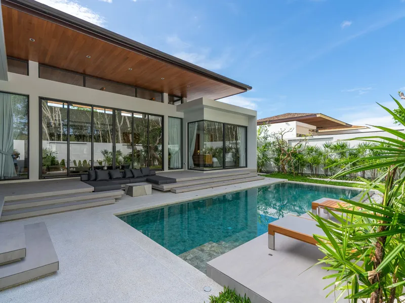 Villa 4-bedroom 232 sqm in Botanica Four Seasons (Layan) · exterior