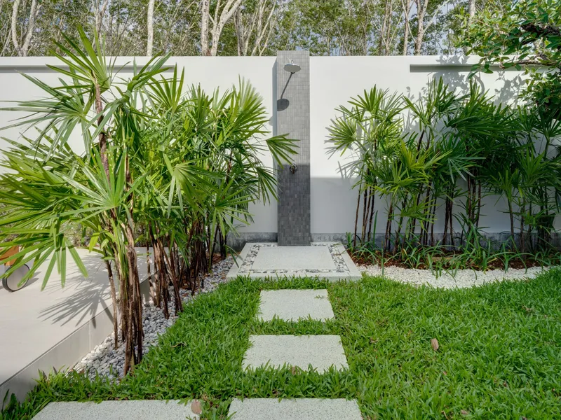 Villa 4-bedroom 232 sqm in Botanica Four Seasons (Layan) · exterior