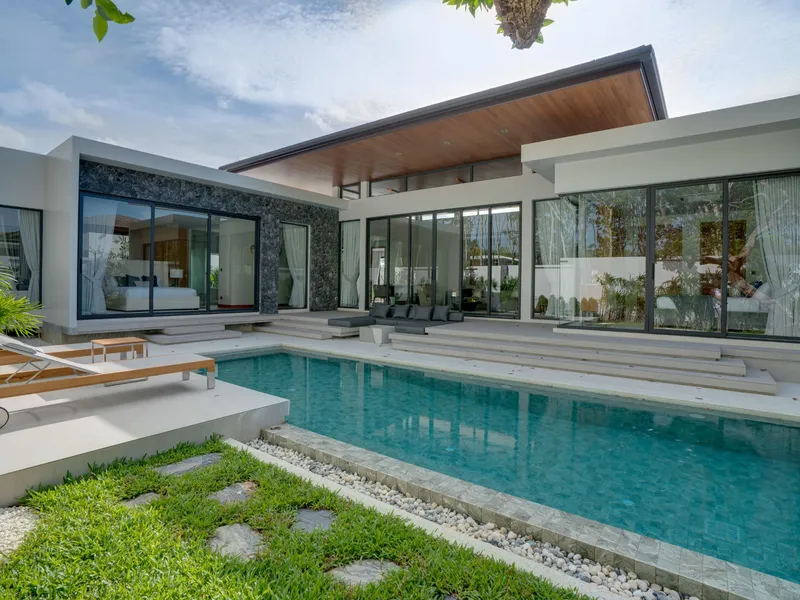 Villa 4-bedroom 232 sqm in Botanica Four Seasons (Layan) · exterior
