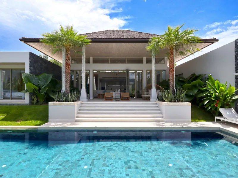 Villa 3-bedroom 329 sqm in Botanica Lakeside 2 (Bang Tao) · exterior