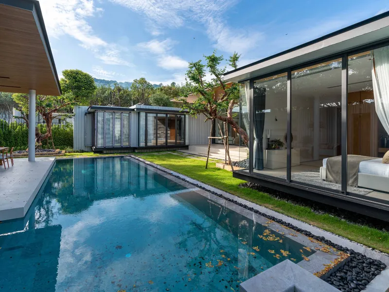 Villa 3-bedroom 325 sqm in Botanica Majestia (Kathu) · exterior