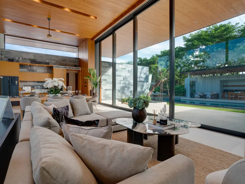 Villa 4-bedroom 239 sqm in Botanica MontAzure (Kamala) · interior