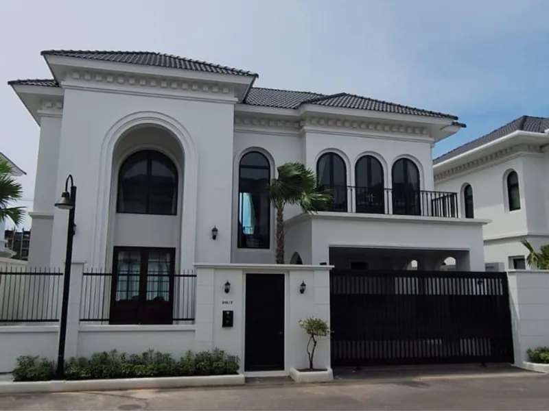Fifth Element · Bang Tao · 3 bd · 370 m²