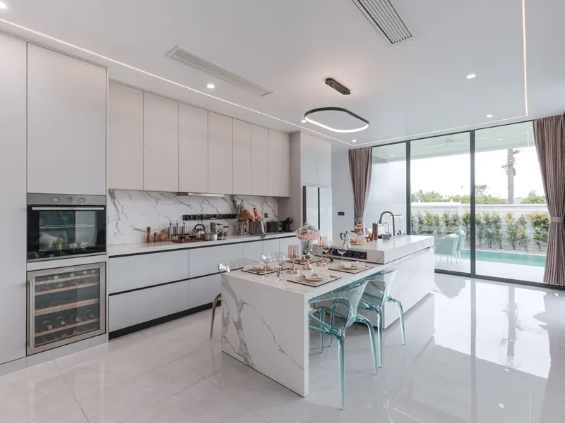 Villa 4-bedroom 339 sqm in Larimar Villas (Chalong) · kitchen