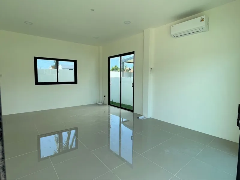 NAI HOME Srisunthon 2 Pool Villas, interni