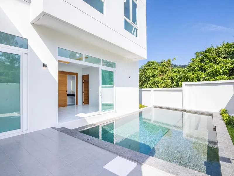 Villa 4-bedroom 390 sqm in NAI VILLAS Kathu (Kathu) · exterior
