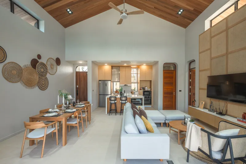 Villa 3-bedroom 273 sqm in Rungtiva (Bang Tao) · kitchen
