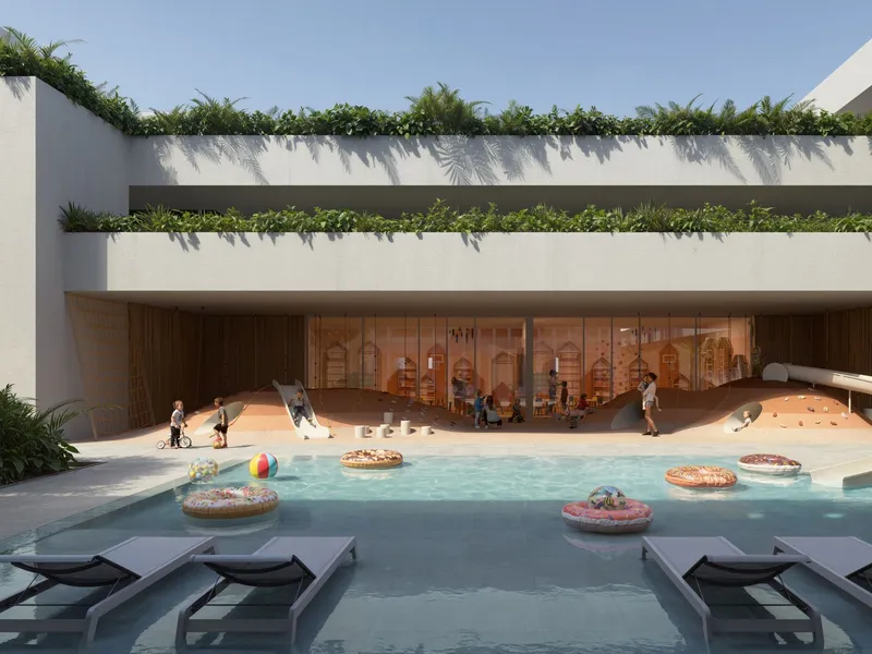 The Momentum, piscina