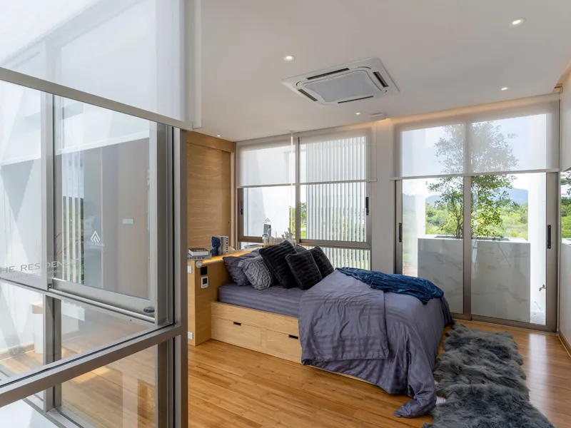 The Residence Prime, interior