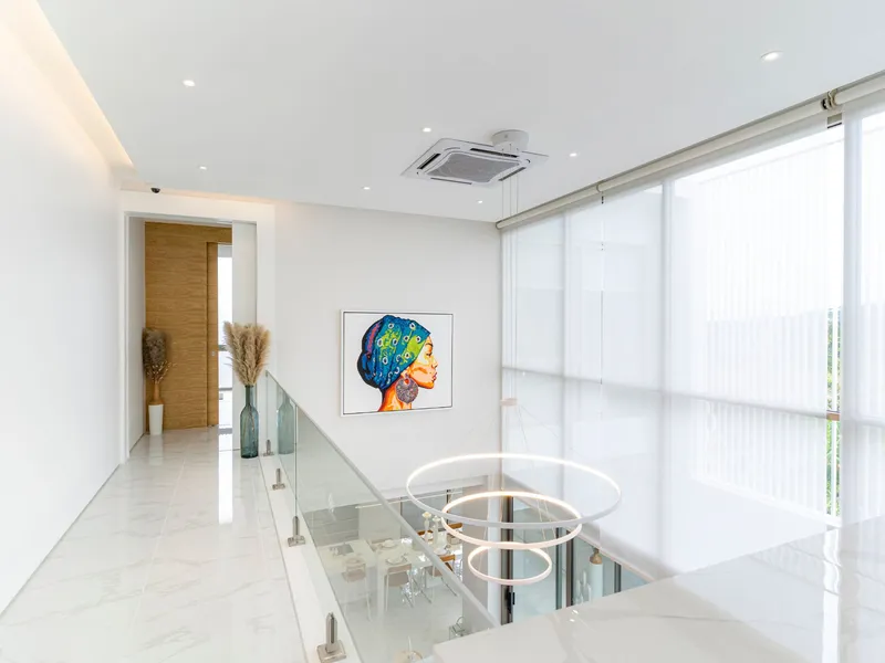 The Residence Prime, interior